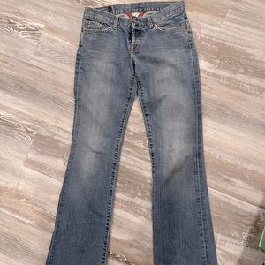 Lucky jeans